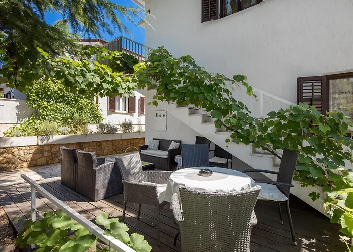 Family House Rose With Pool - Happy Pinezići