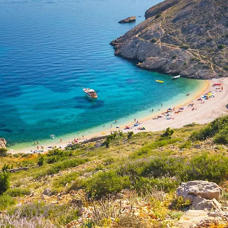 Family House Rose With Pool - Happy *